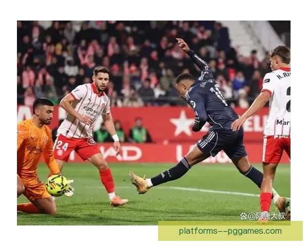 皇家马德里4-0大胜赫罗纳稳固榜首位置锁定西甲争冠主动权 皇家马德里4-0大胜赫罗纳稳固榜首位置锁定西甲争冠主动权