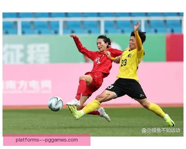 雷纳德女足传奇中卫依然稳健屹立防线成就新辉煌